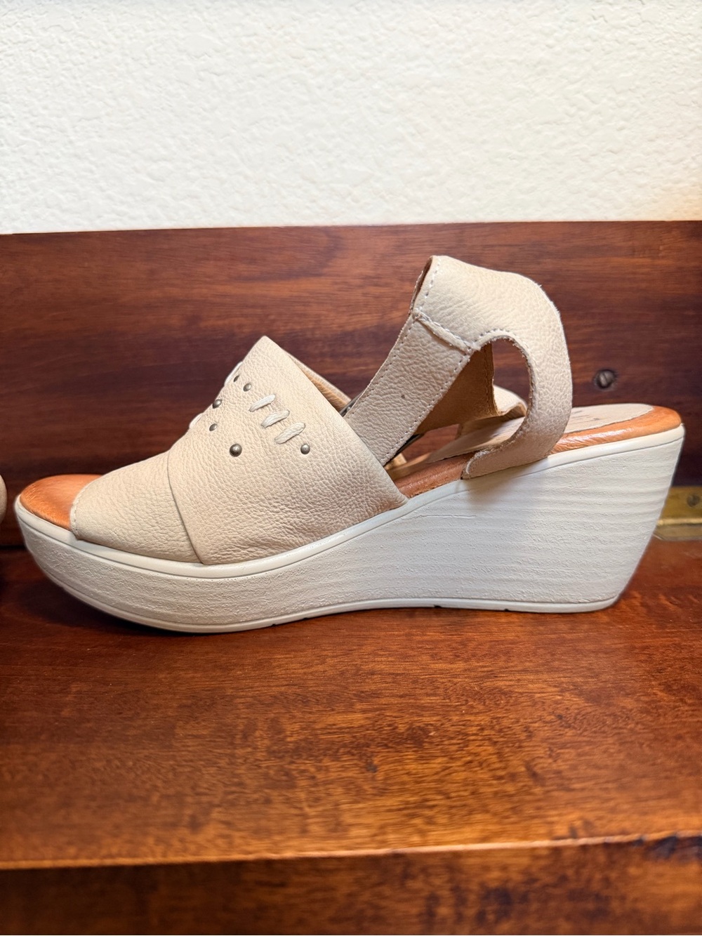 Miz Mooz Striking Beige Leather Women's Beige Wedge Platform Sandal